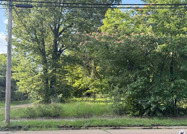 Property at 1120 W 4th, Texarkana, TX 75501