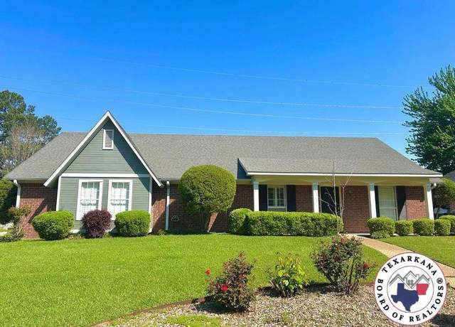 Property at 3407 Williamsburg Ln, Texarkana, TX 75503, 4 beds, 2 baths