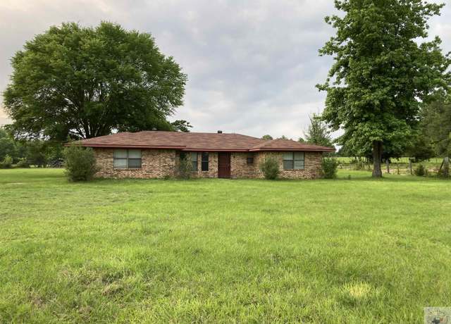 Property at 721 County Road 3782, Queen City, TX 75572, 3 beds, 2 baths