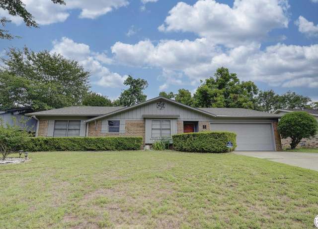 Property at 228 E Greenfield Dr, Wake Village, TX 75501, 3 beds, 2 baths