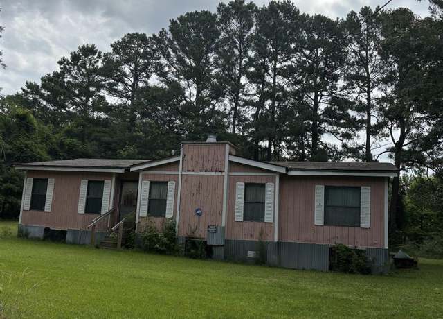 Property at 49 N Macedonia, Texarkana, TX 75501, 3 beds, 2 baths