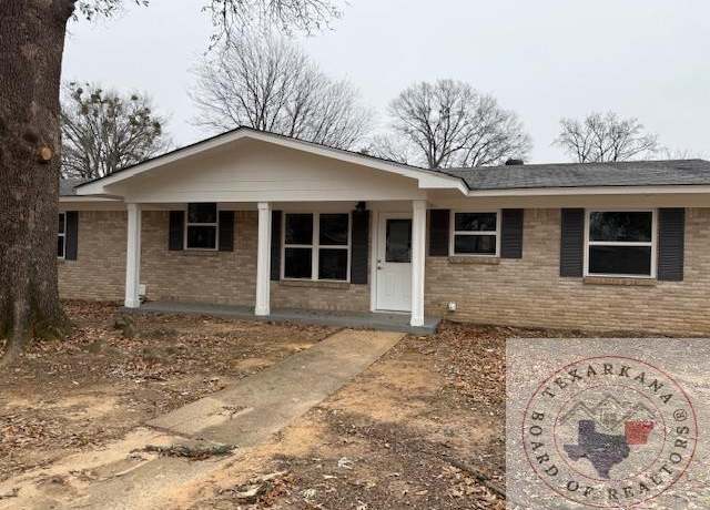 Property at 4011 Columbine Ln, Texarkana, TX 75503, 4 beds, 2 baths