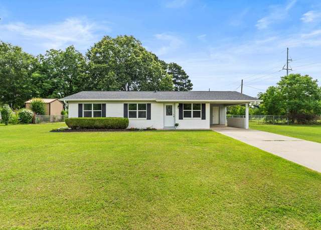 Property at 3 Sheri Ln, Texarkana, TX 75503, 3 beds, 1.5 baths