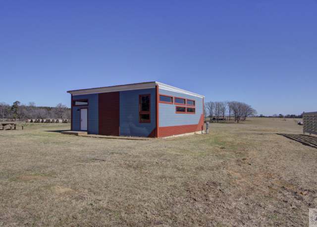 Property at 1896 Miller County 268, Fouke, AR 71837, 2 beds, 1 bath