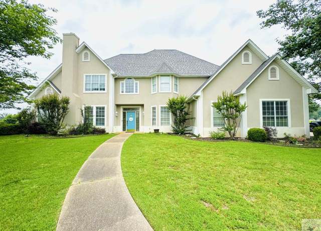 Property at 8205 Coyote Trl, Texarkana, TX 75503, 5 beds, 4.5 baths