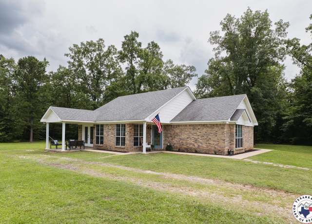 Property at 21 Henry Ln, Liberty Eylau, TX 75501, 2 beds, 2 baths