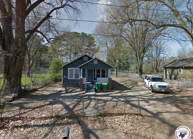 Property at 209 Elliott St, Texarkana, TX 75501, 3 beds, 1 bath