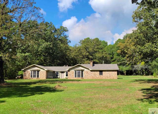 Property at 1721 Tri State Rd, Texarkana, TX 75501, 3 beds, 2 baths