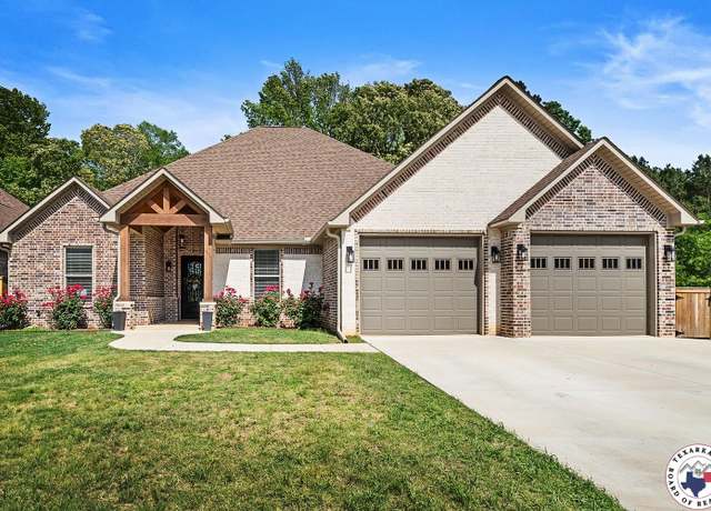 Property at 6826 Maple View Ln, Texarkana, TX 75503, 5 beds, 3.5 baths
