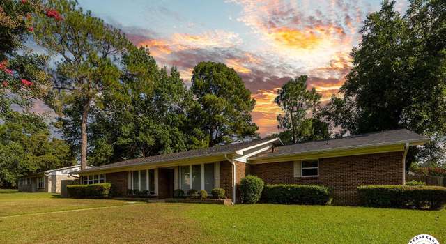 Photo of 3 Blackfriar Rd, Texarkana, TX 75503