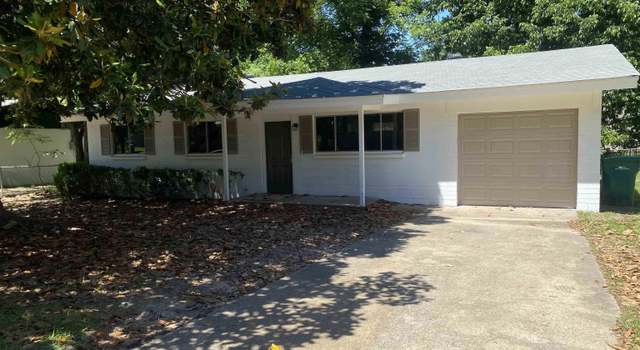 Photo of 1717 Breckenridge St, Texarkana, TX 75501
