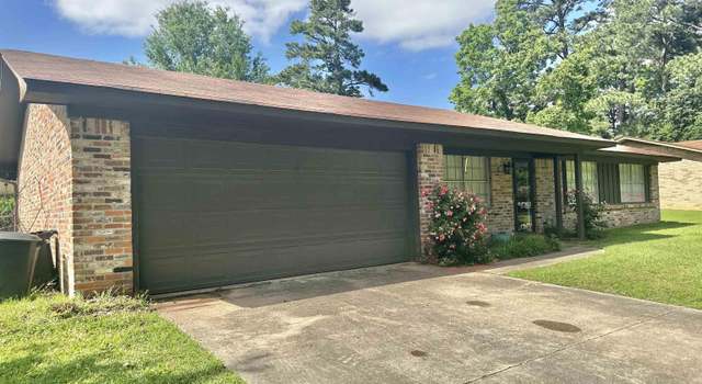 Photo of 29 E Greenfield Dr, Wake Village, TX 75501