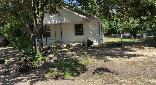 Photo of 319 Crestview Rd, Texarkana, TX 75501