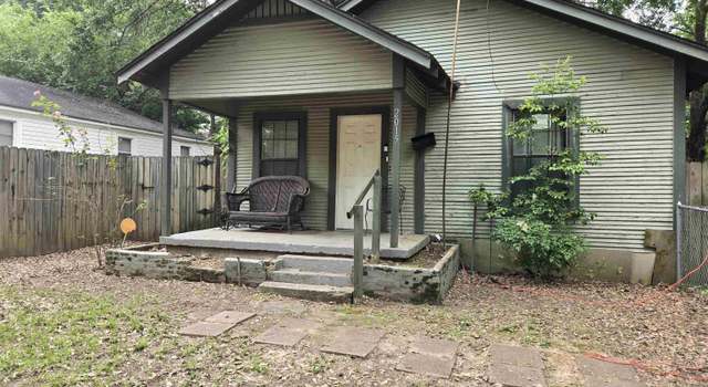 Photo of 2015 W 14th St, Texarkana, TX 75501