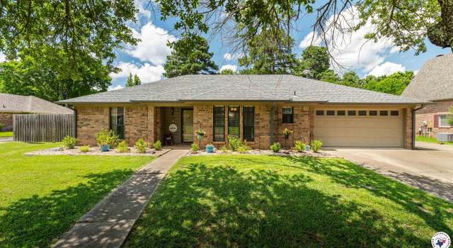 Photo of 509 Brown Dr, Wake Village, TX 75501