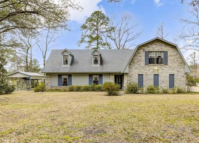 Property at 108 Ross Ln, Vicksburg, MS 39180, 3 beds, 2 baths