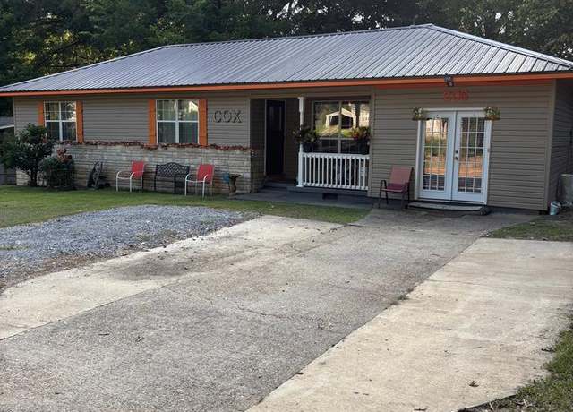 Property at 206 Cain Ridge Rd, Vicksburg, MS 39180, 3 beds, 2 baths