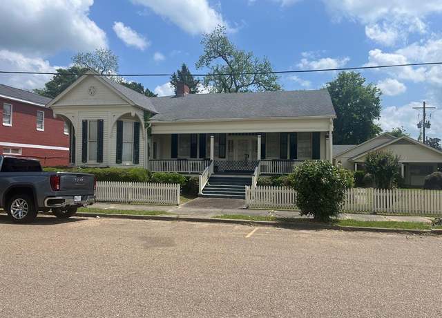 Property at 705,707 Farmer, Port Gibson, MS 39150, 6 beds, 4 baths
