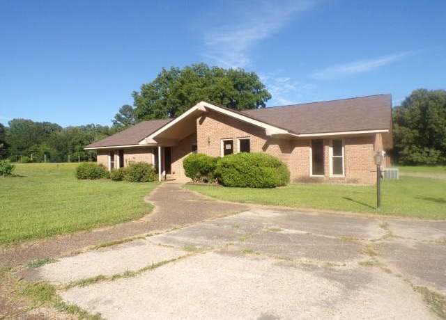 Property at 421 Allen Pl, Vicksburg, MS 39183, 4 beds, 3 baths