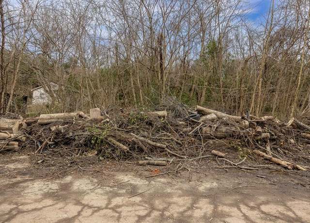 Property at 2226 Rogers St, Vicksburg, MS 39180