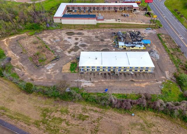 Property at 3955 Clay St, Vicksburg, MS 39180
