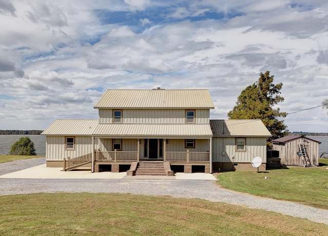 Property at 1070 Eagle Lake Shore Rd, Vicksburg, MS 39183, 6 beds, 3 baths