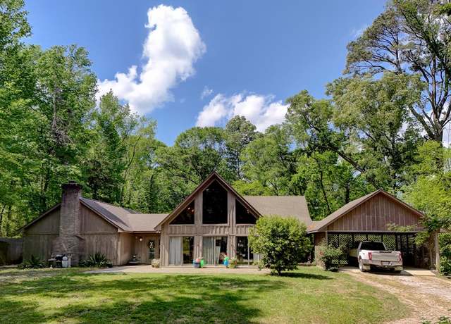 Property at 264 Utopia, Vicksburg, MS 39183, 3 beds, 4.5 baths