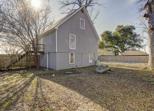 Property at 98 Ashley St, Vicksburg, MS 39183, 2 beds, 1 bath