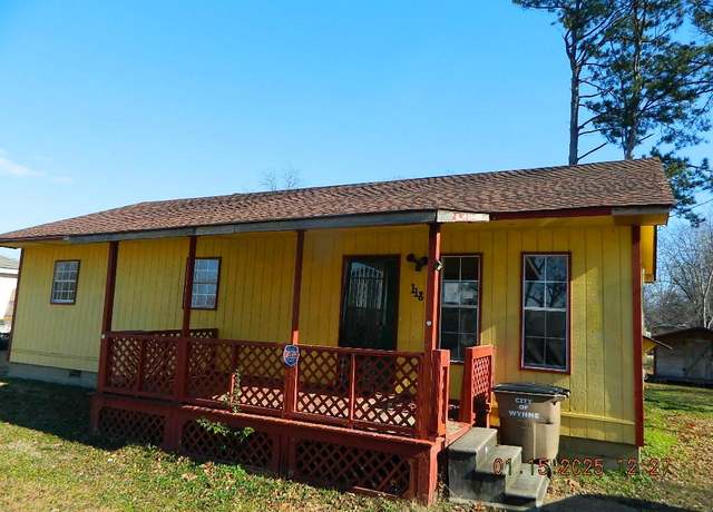 Property at 118 10th St, Wynne, AR 72396, 3 beds, 1 bath