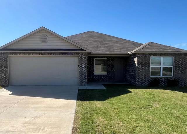 Property at 3705 Keeneland Dr, Jonesboro, AR 72404, 4 beds, 2 baths