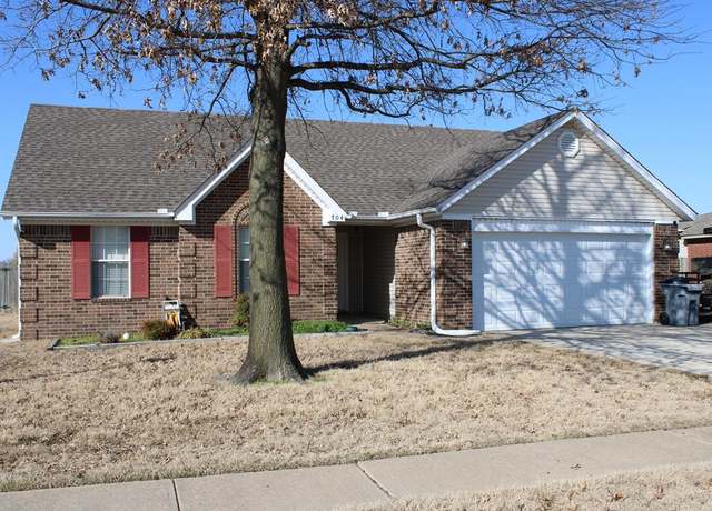 Property at 704 Lena Dr, Marion, AR 72364, 3 beds, 2 baths