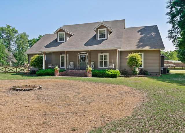 Property at 2754 Horseshoe Cir, Horseshoe Lake, AR 72348, 4 beds, 3.5 baths