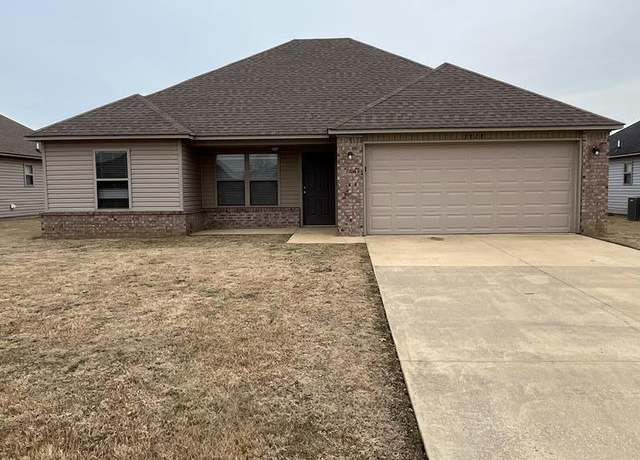 Property at 3828 Remington Dr, Jonesboro, AR 72404, 3 beds, 2 baths