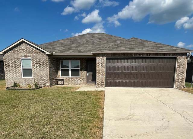 Property at 3824 Glitterman Dr, Jonesboro, AR 72404, 3 beds, 2 baths