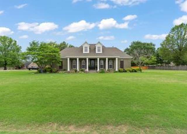 Property at 316 River Wind Dr, Marion, AR 72364, 3 beds, 2.5 baths