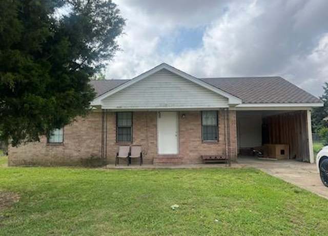 Property at 127 W Alicia St, Osceola, AR 72370, 3 beds, 1.5 baths