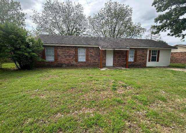 Property at 128 Ken Dr, Osceola, AR 72370, 4 beds, 1.5 baths
