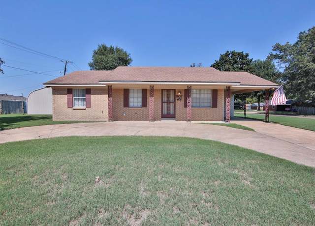 Property at 907 Dover Rd, West Memphis, AR 72301, 4 beds, 1.5 baths