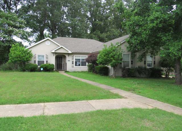 Property at 2265 Appling Cv, Forrest City, AR 72335, 3 beds, 2 baths