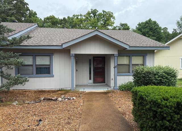 Property at 8 Spring River Ln, Cherokee Village, AR 72525, 2 beds, 1.5 baths