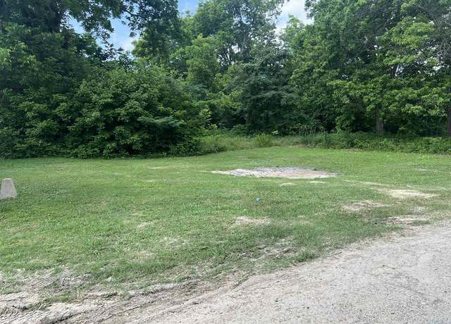 Property at 305 Vera St, Earle, AR 72331