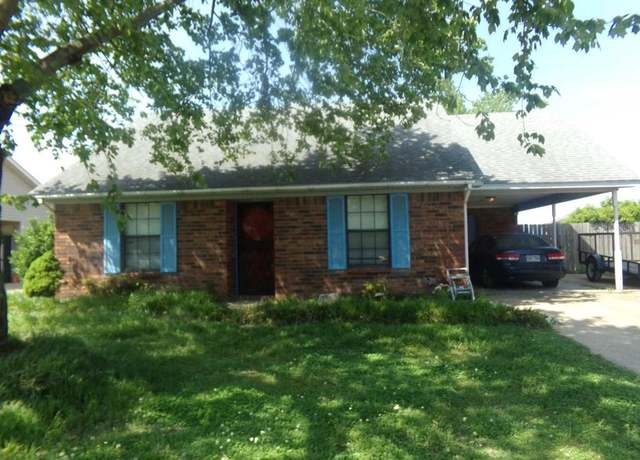 Property at 230 Cabriolet St, Marion, AR 72364, 3 beds, 2 baths