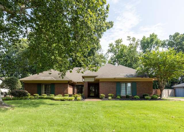 Property at 1705 Eagle Dr, West Memphis, AR 72301, 3 beds, 3.5 baths