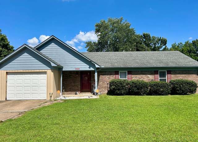 Property at 1403 Dover Rd, West Memphis, AR 72301, 3 beds, 2 baths