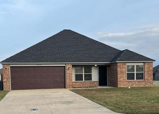 Property at 3832 Remington Dr, Jonesboro, AR 72404, 4 beds, 2 baths