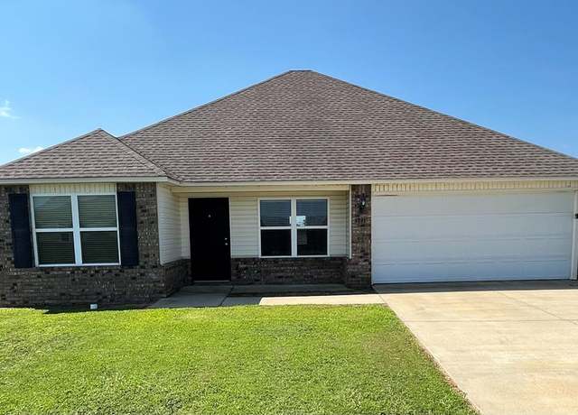 Property at 3891 Saddlecrest Dr, Jonesboro, AR 72404, 4 beds, 2 baths