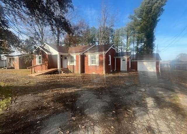 Property at 318 Bevill Ave, Blytheville, AR 72315, 2 beds, 1 bath