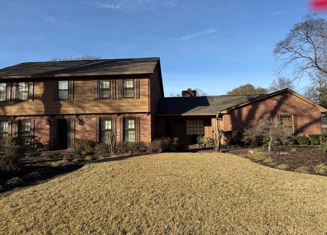 Property at 511 W Cooper Ave, West Memphis, AR 72301, 5 beds, 4.5 baths