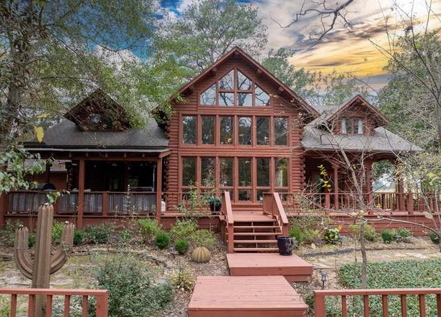Property at 7649 Cr 4613, Athens, TX 75751, 3 beds, 3.5 baths