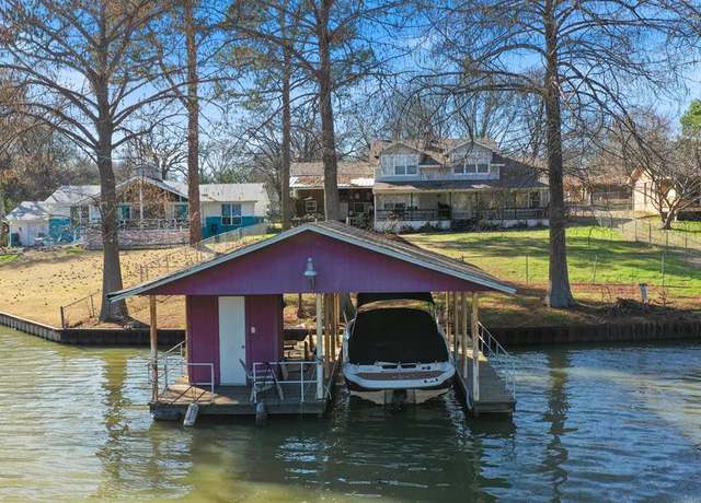 Property at 1905 Austin Aisle, Tool, TX 75143, 5 beds, 3.5 baths